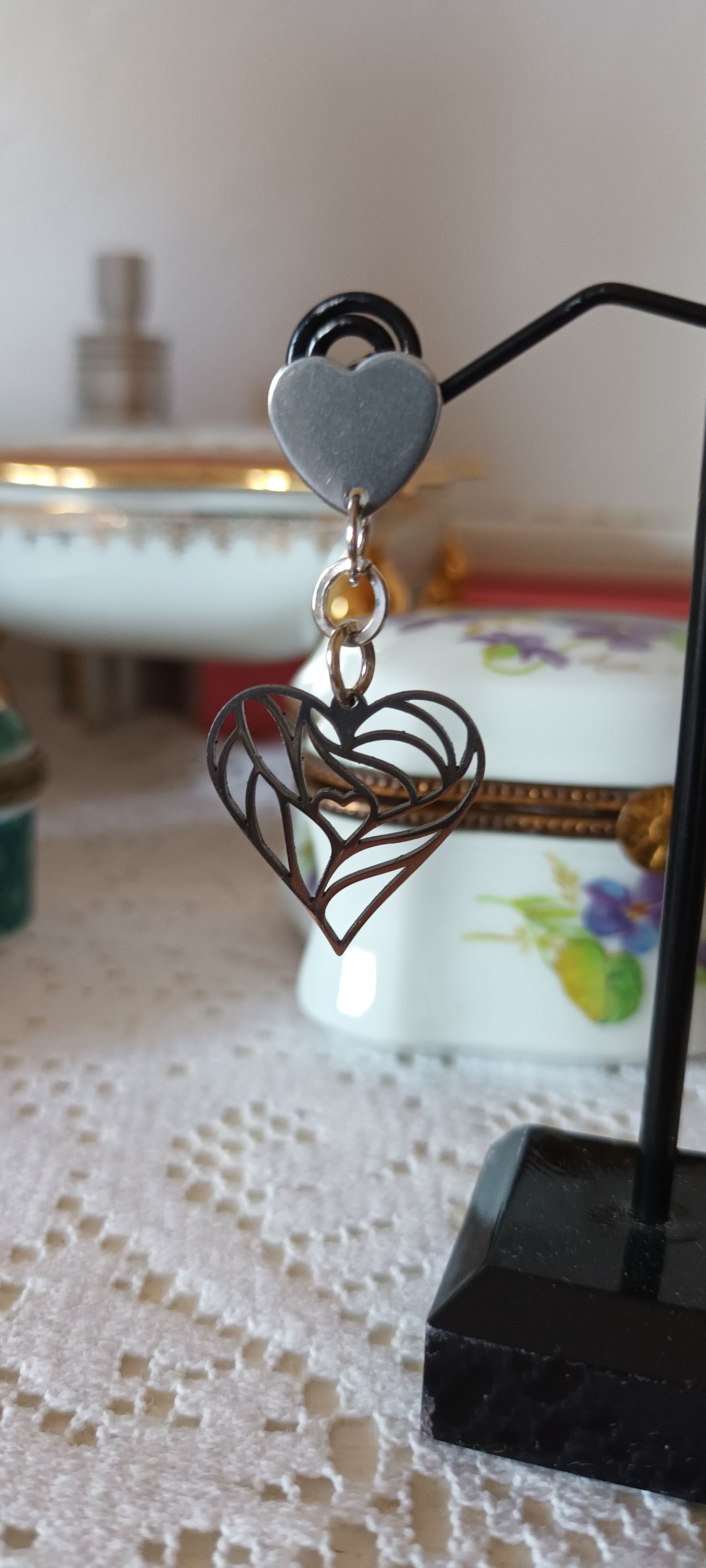 Boucles d'oreilles pendantes en forme de cœur