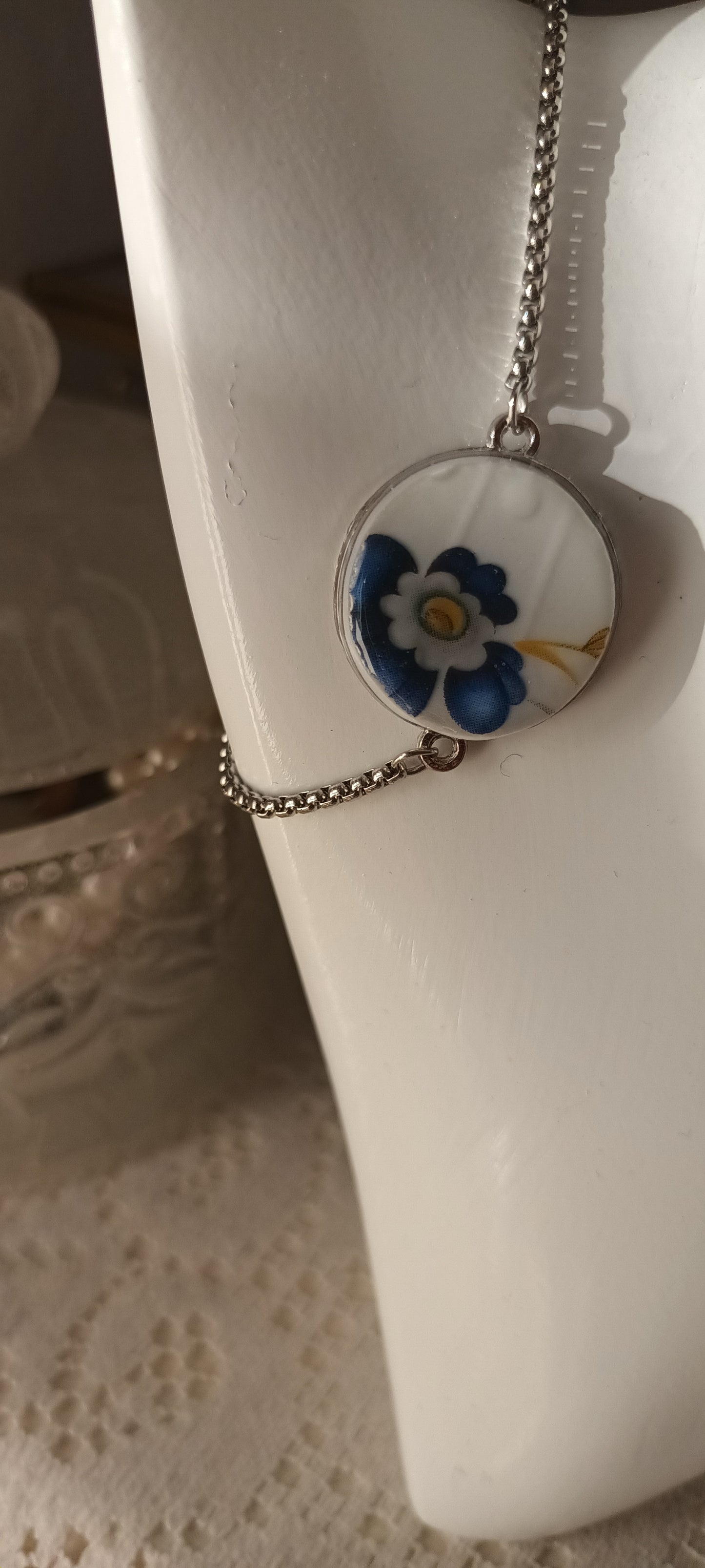Bracelet en porcelaine de Limoge