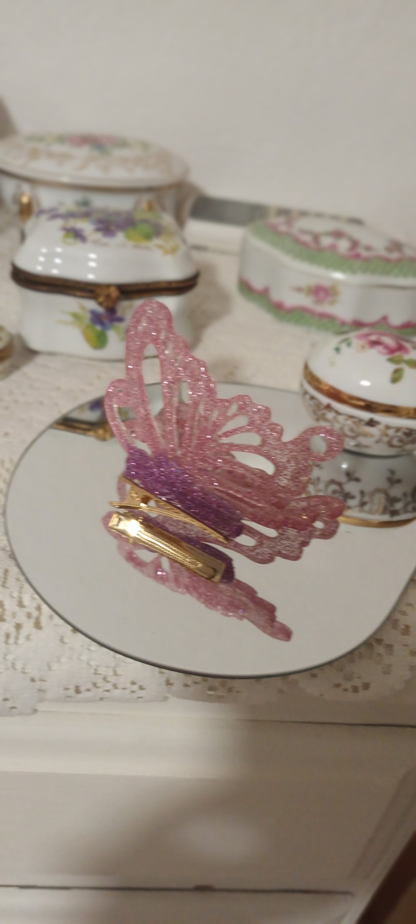 Barrette grand format en résine colorées