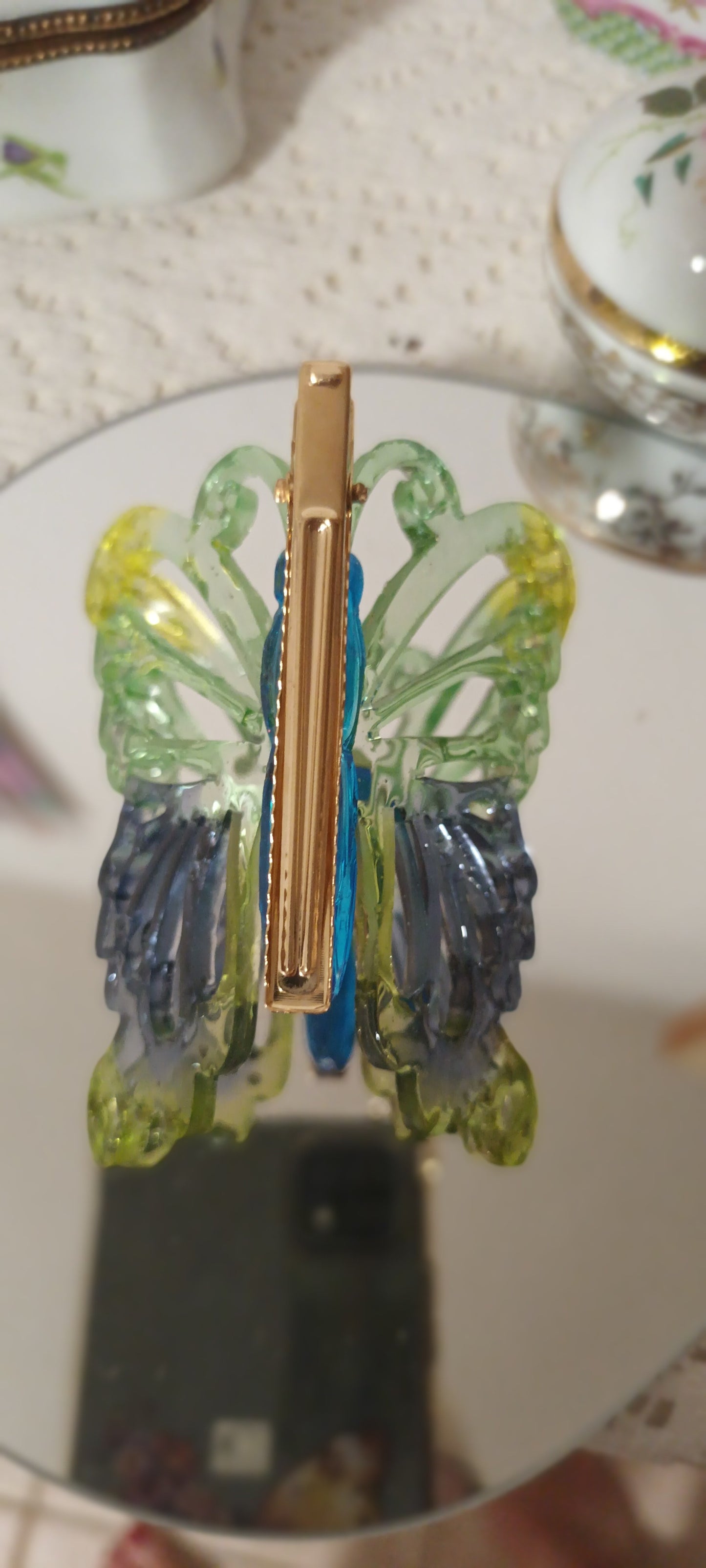 Barrette grand format en résine colorées