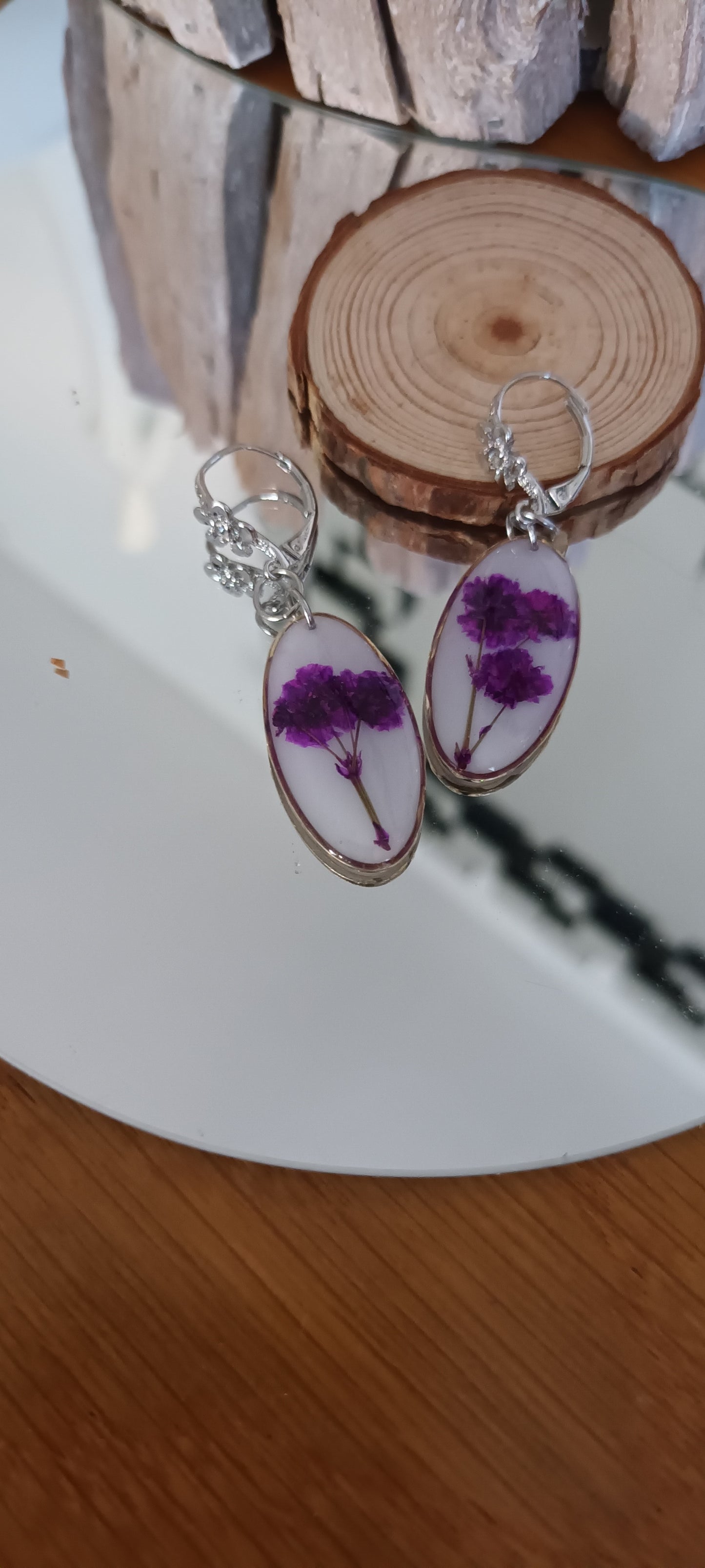 Boucles d'oreilles en résine et fleur séchée véritable