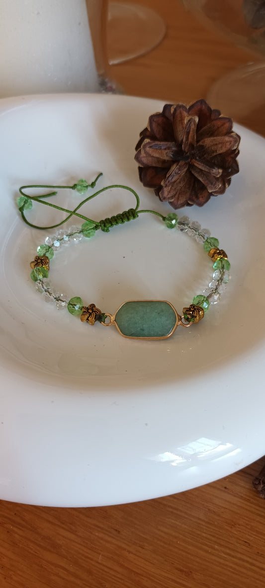 bracelet en perles de verre ,et  pierre précieuse aventurine ,tisser mains création unique, vert