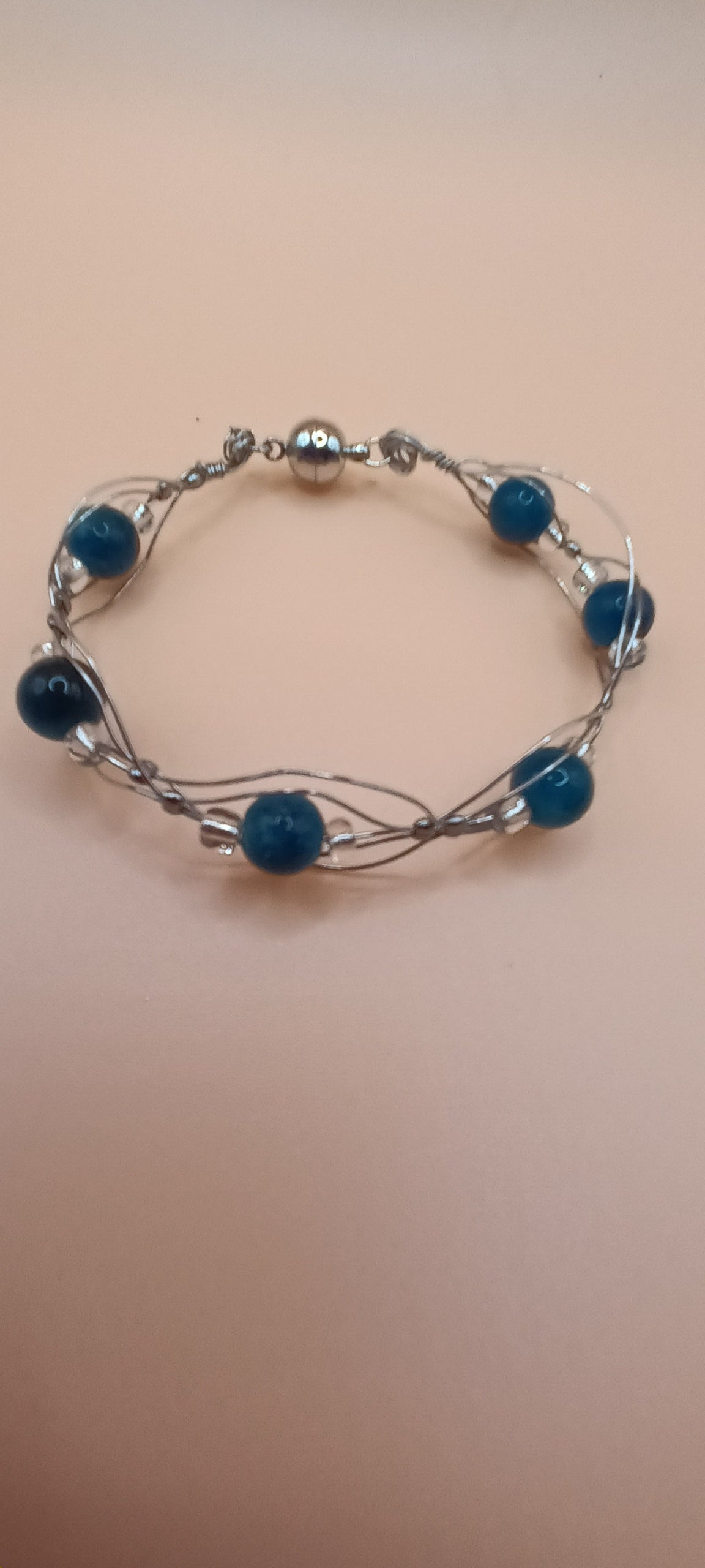 Bracelet en pierres précieuses apatite