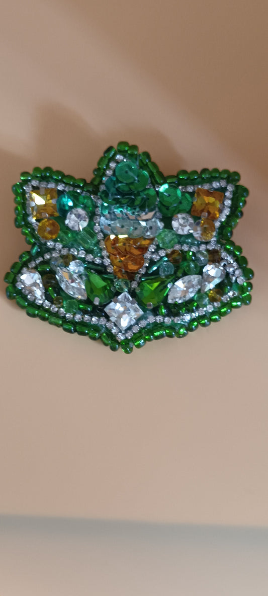 Broche lotus création unique ,fait mains