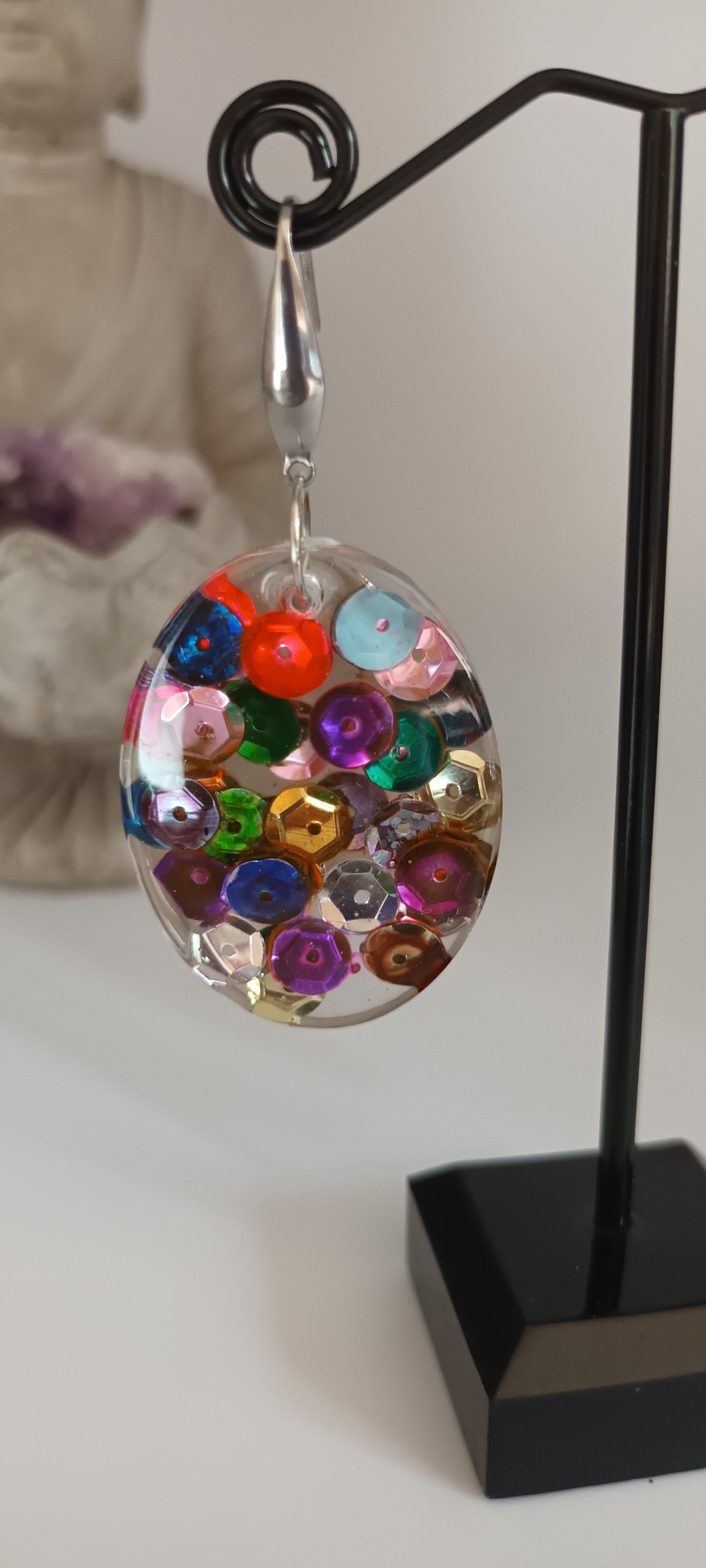 Boucles d'oreilles pendantes En Résine avec inclusion de  Sequins