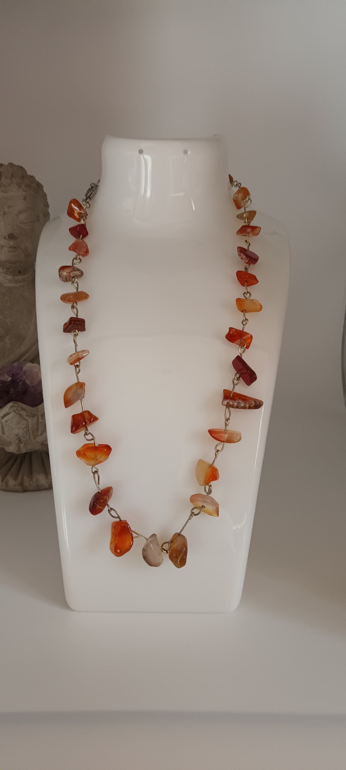 Collier en pierre semi-précieuse vintage jade orangé