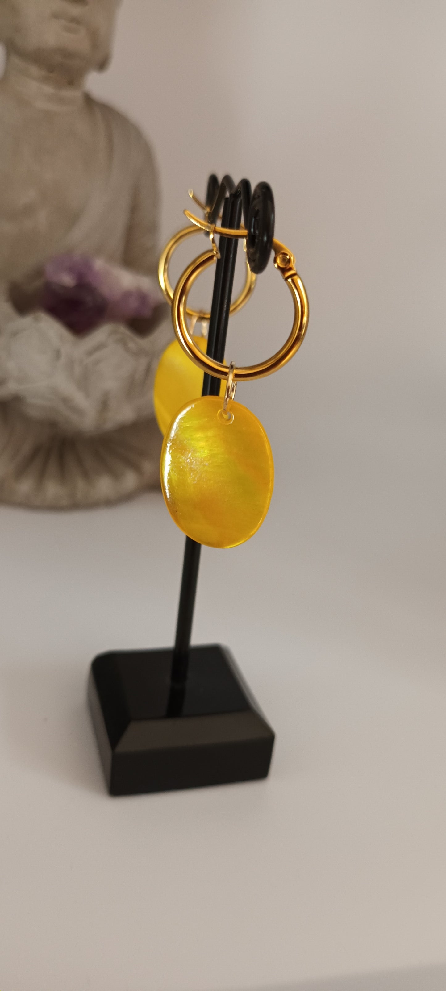 Boucles d'oreilles pendantes créoles acétate et créoles doré couleur Jaune