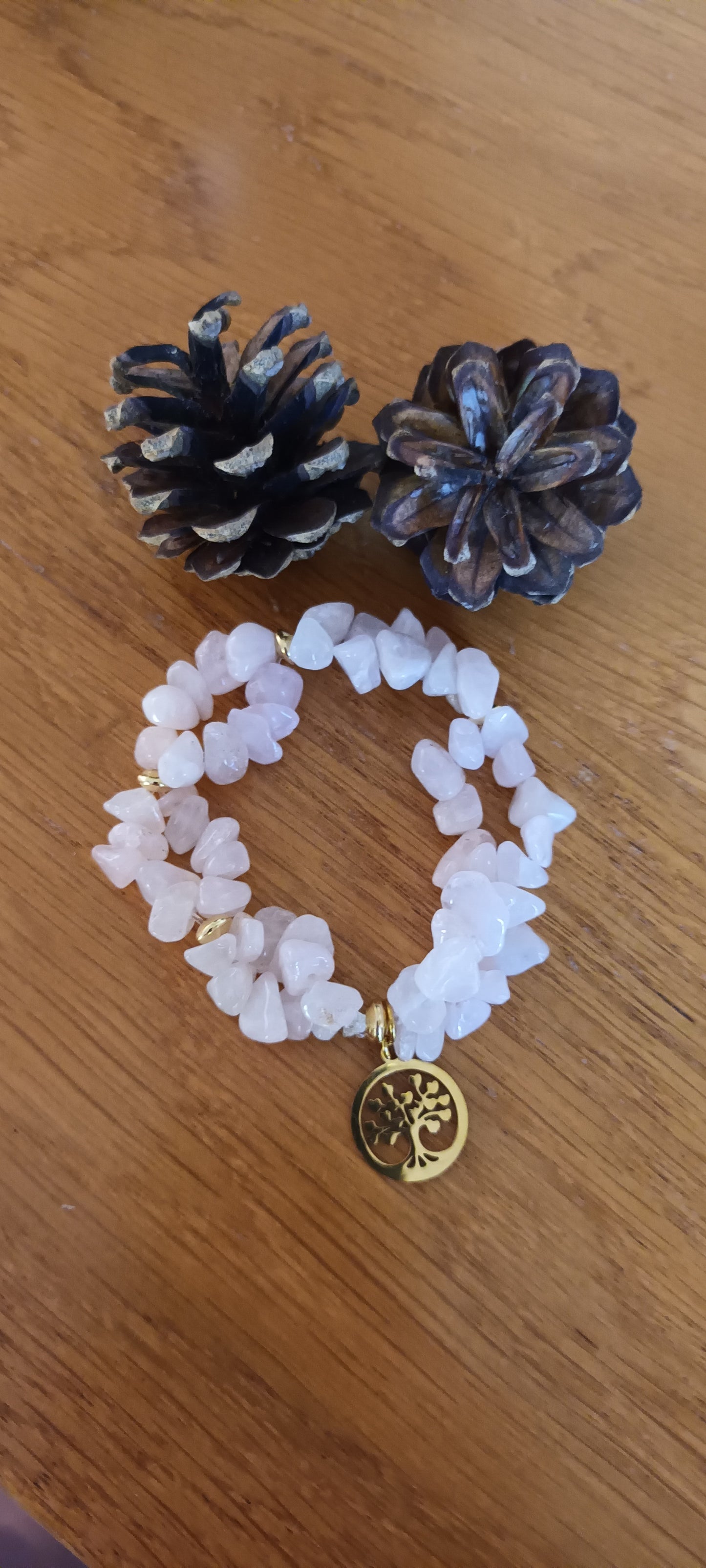 Bracelet en pierre naturel en quartz rose.