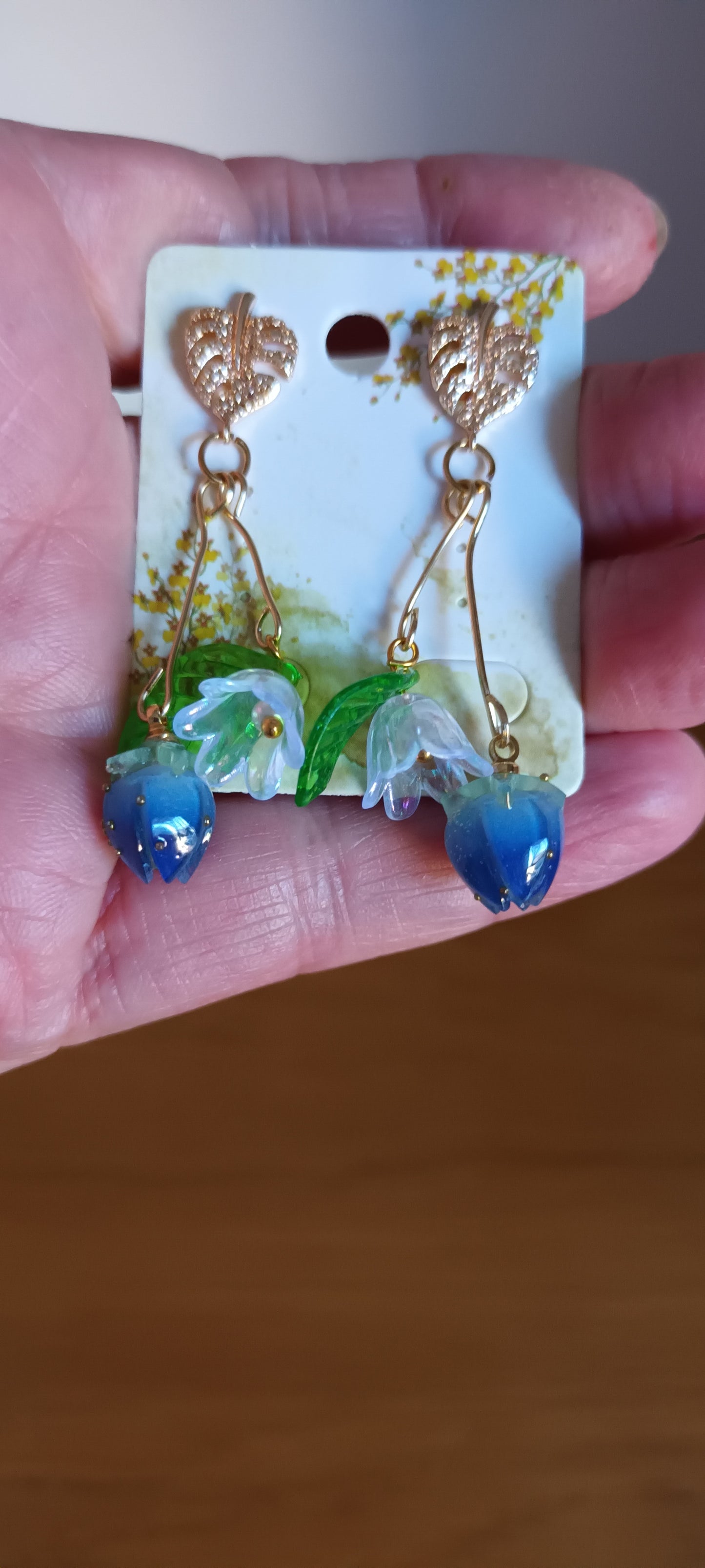 Boucles d'oreilles fée clochettes et fleurs en verres