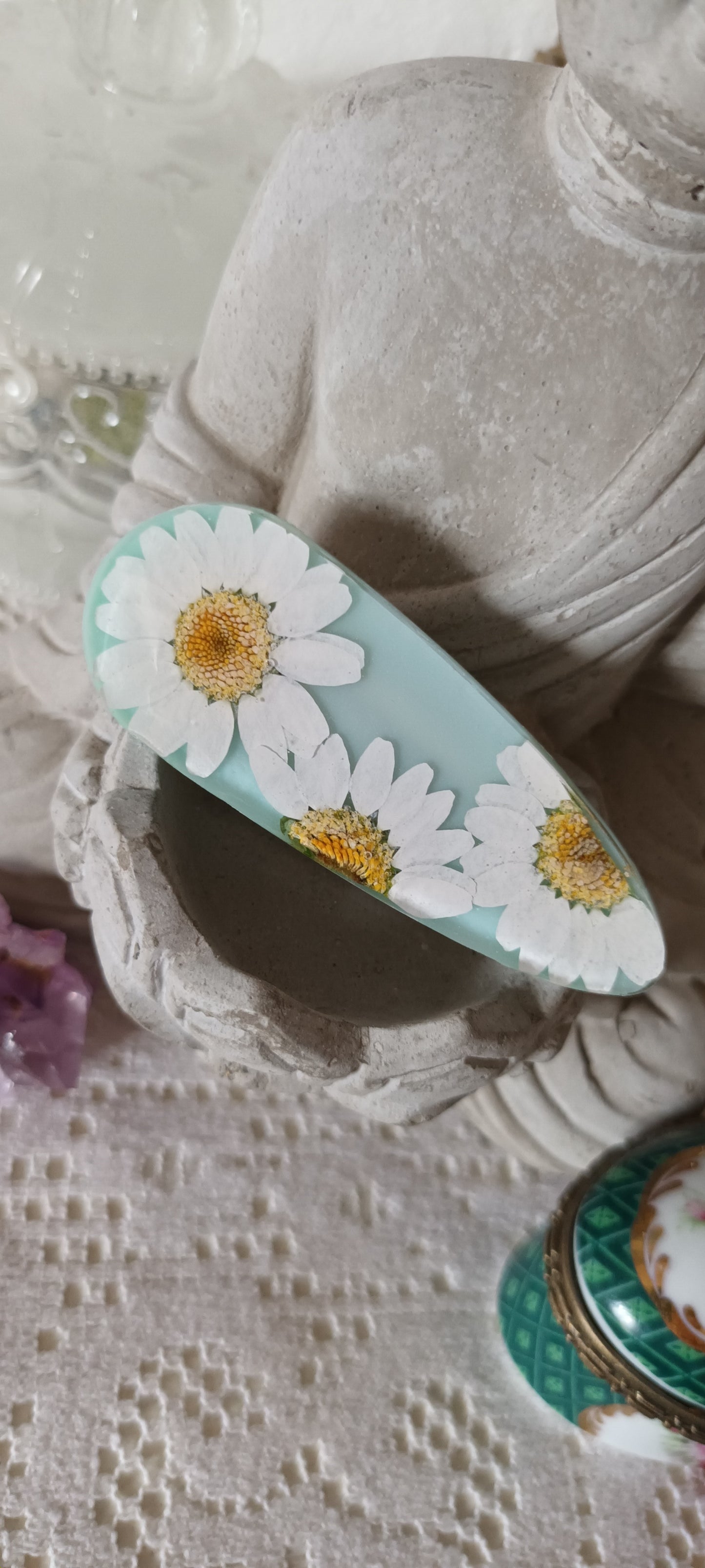 Barrette en résine inclusion de marguerite séchées