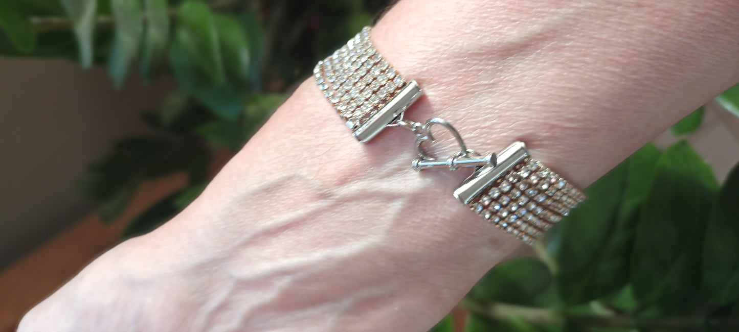 Bracelet en strass fait mains argent 7 rangs