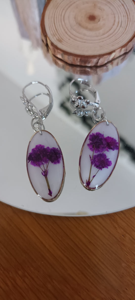 Boucles d'oreilles en résine et fleur séchée véritable