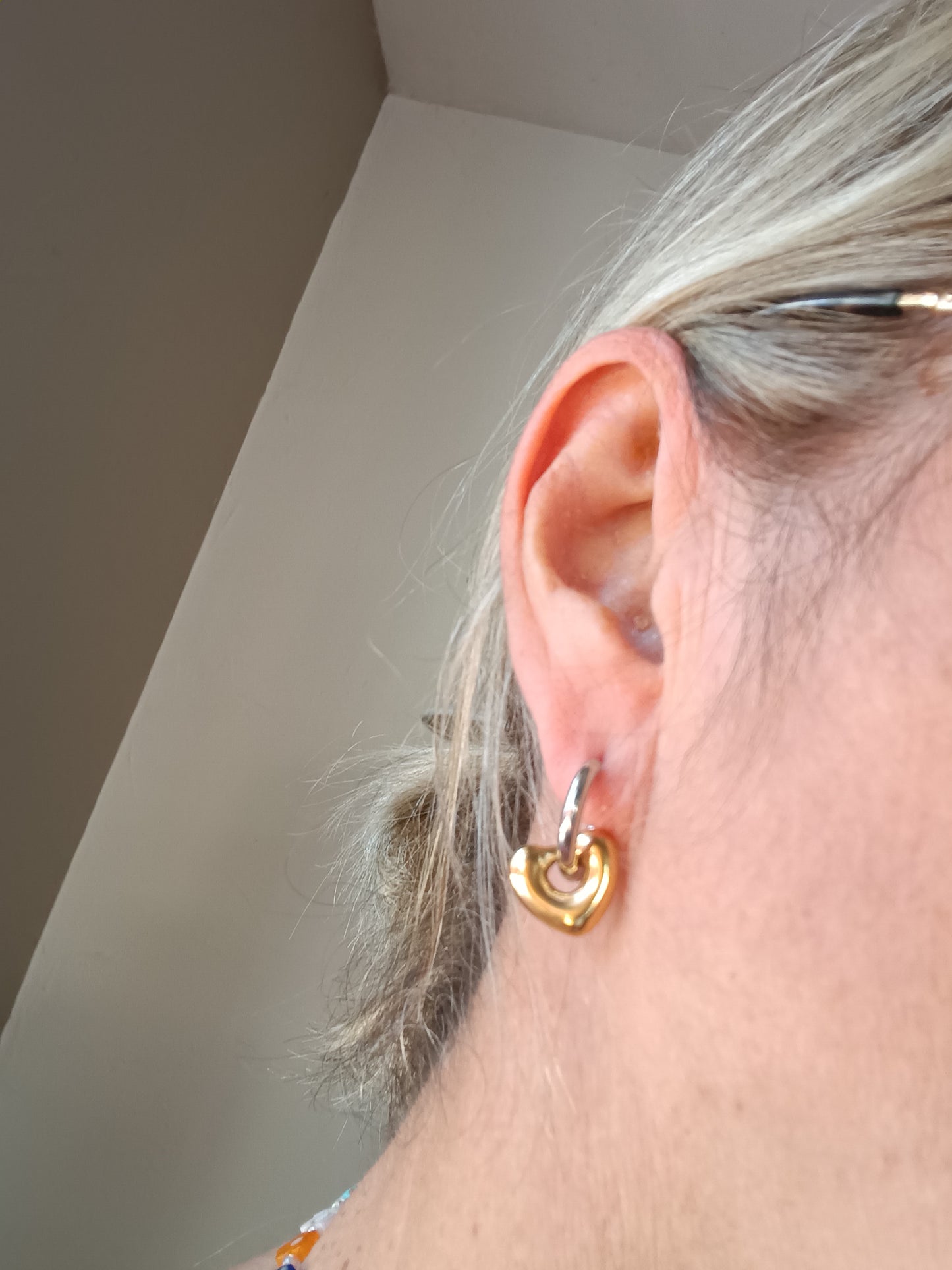 Boucles d'oreilles a pendantes en forme de cœur deux couleurs