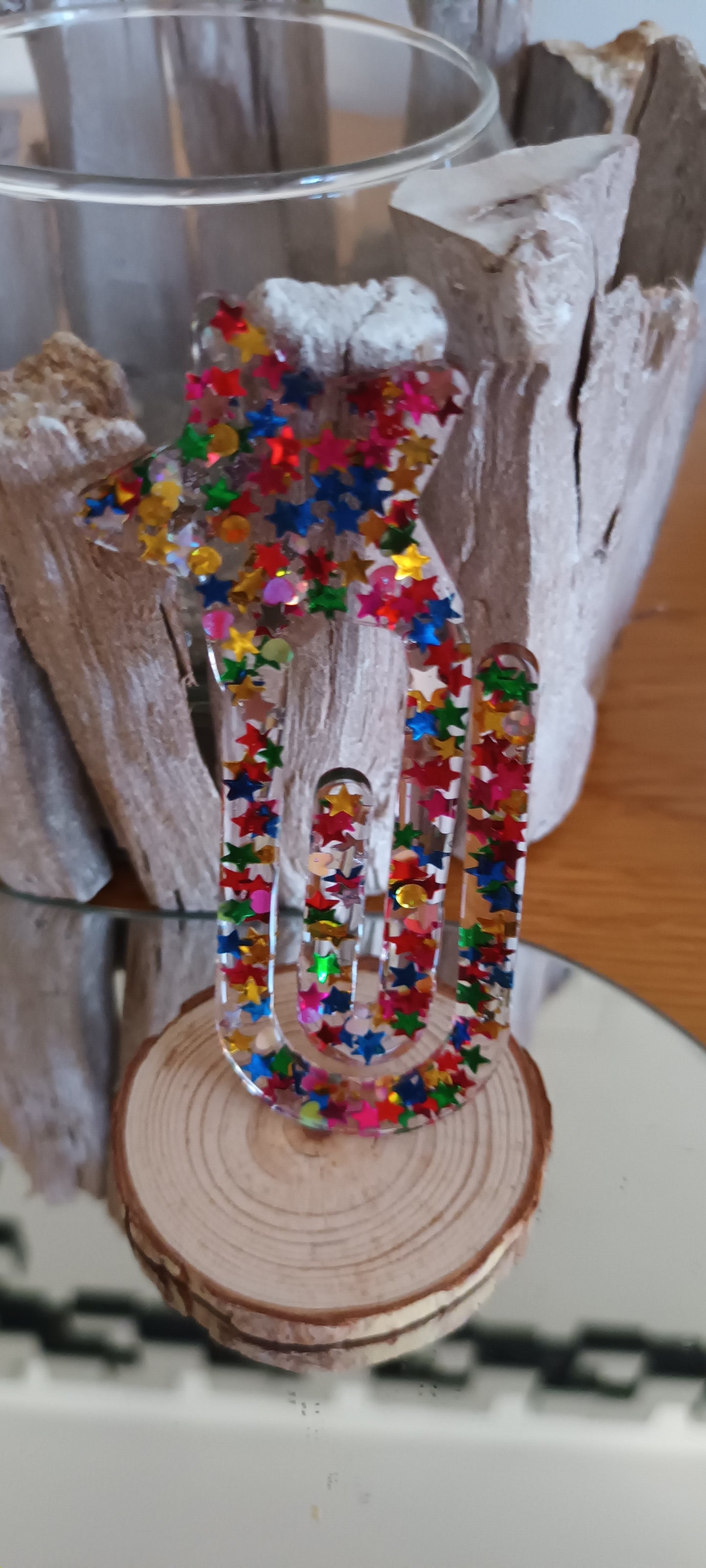 Marque page en résine en forme de trombone étoile