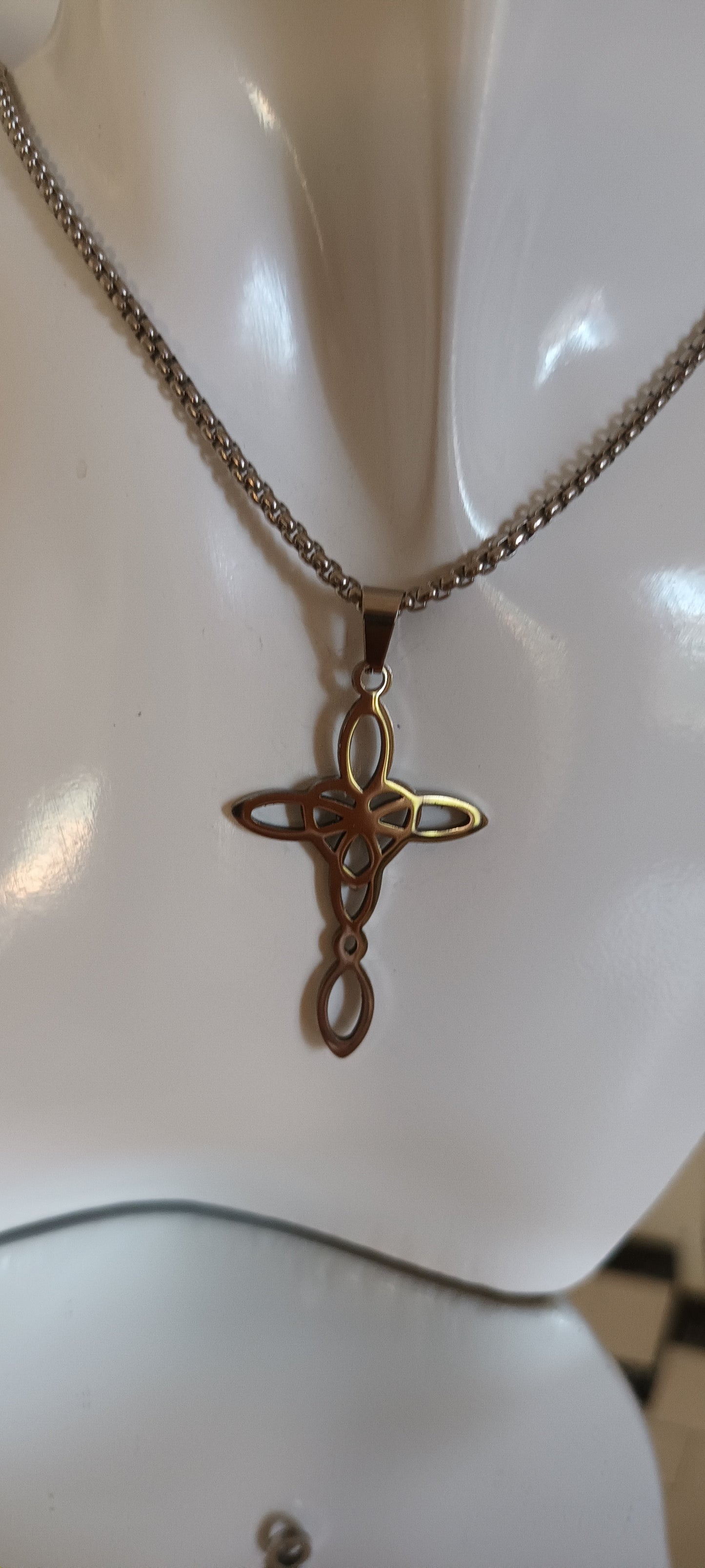 collier pendentif Celtique