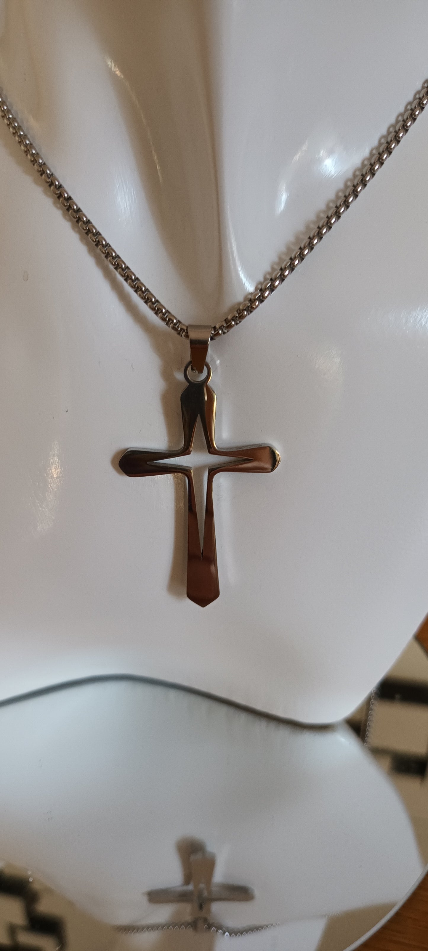 collier pendentif croix