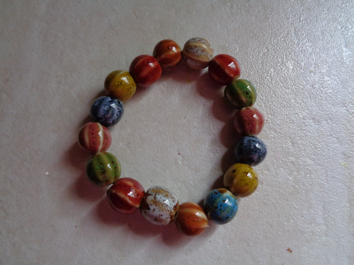 Bracelet en céramique boule