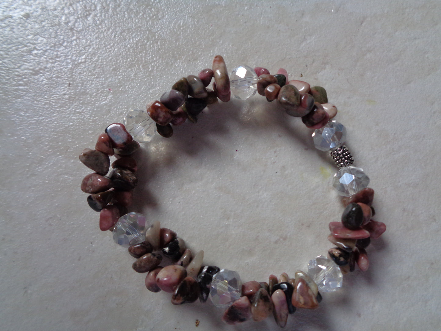 Bracelet en pierre naturel rhodonite.