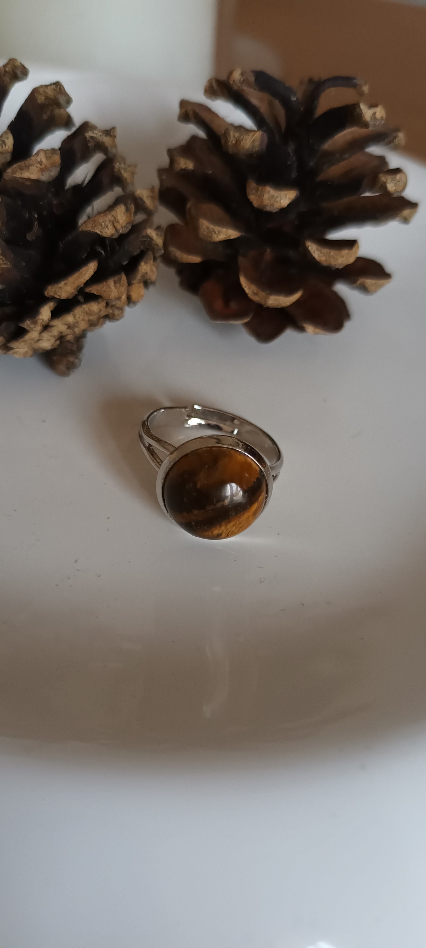 Bague en pierre précieuse oeil de tigre.