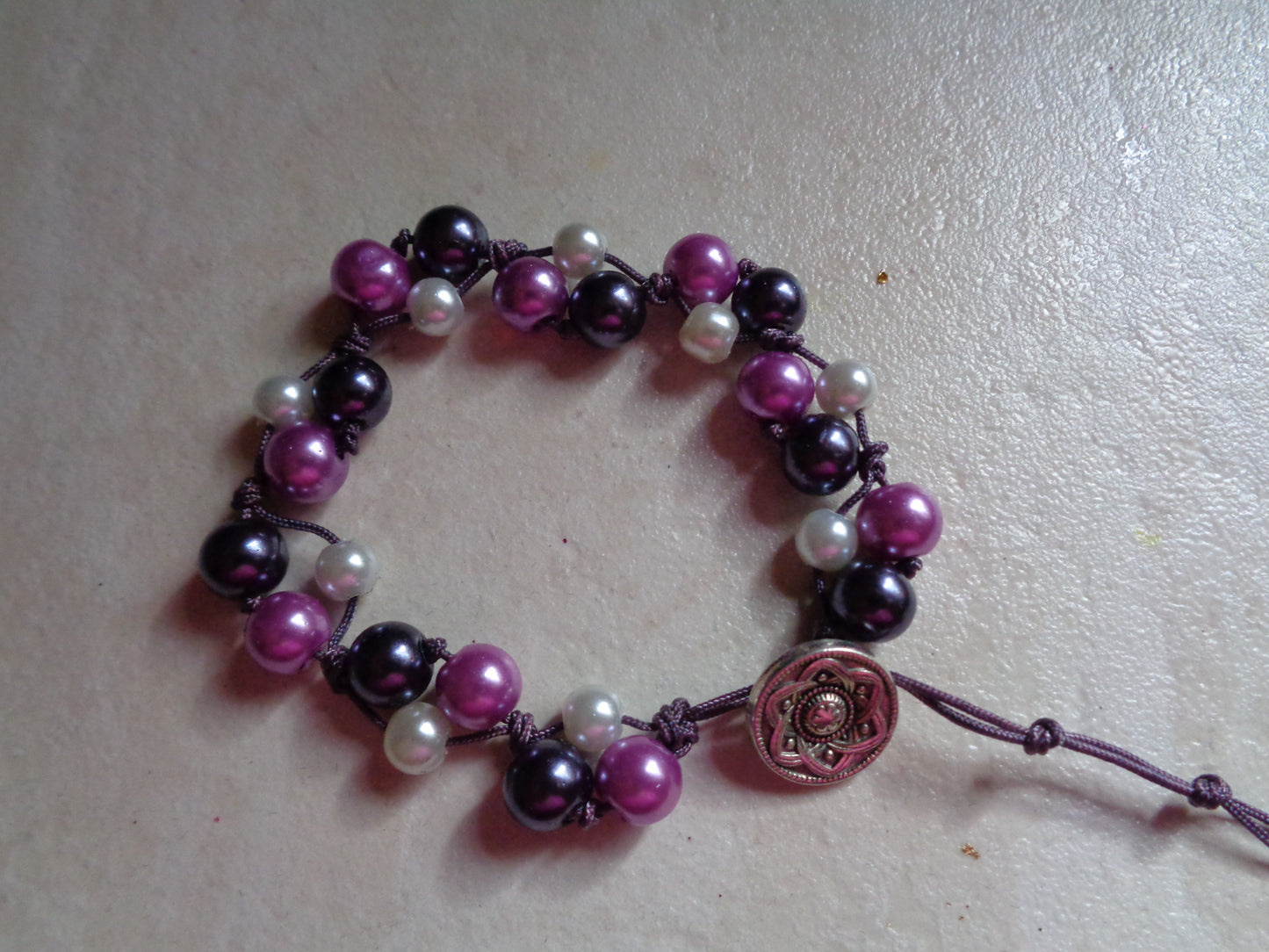 Bracelet en  perle de verre ajustable, mauve, tresser