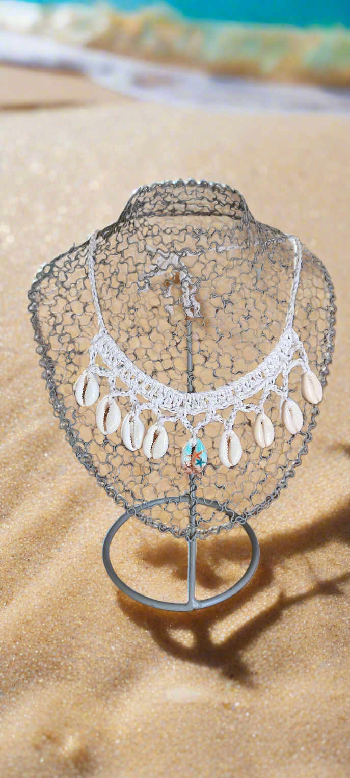 Collier Coquillages véritables ,crocheter mains,motif étoile de mer au milieu