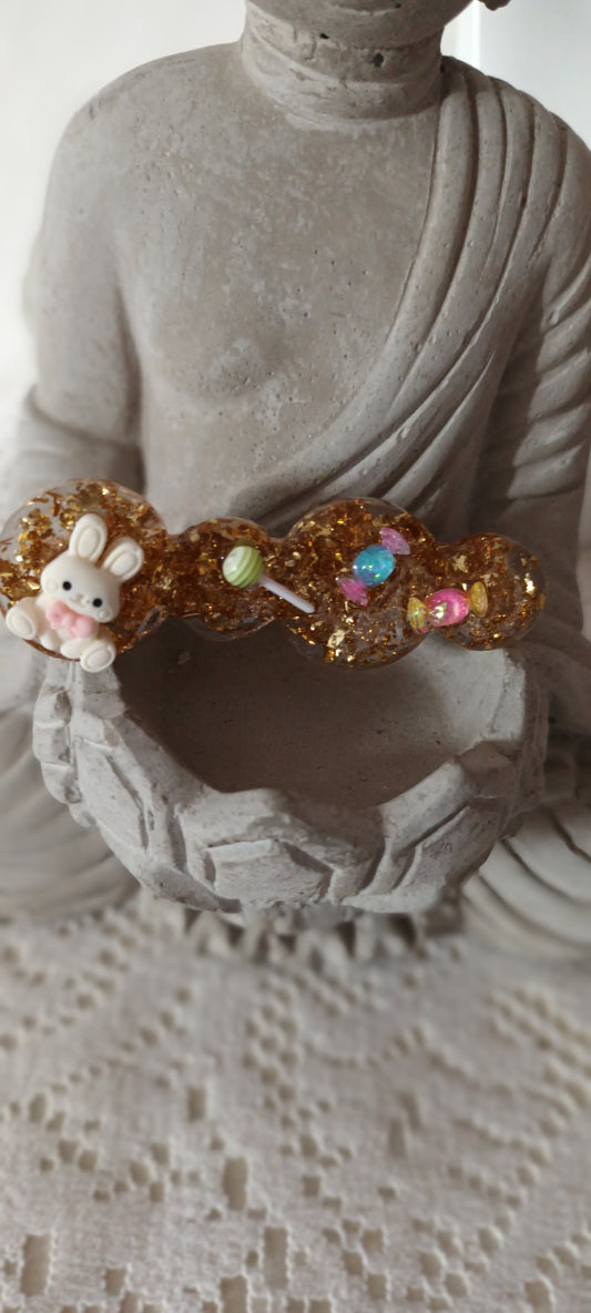 Barrette en résine lapin avec inclusion de paillettes